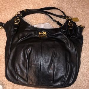 Coach black leather shoulder bag
